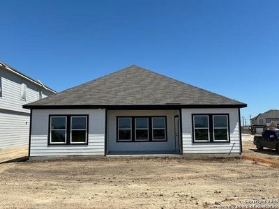 New construction Single-Family house 109 Beveridge, Seguin, TX 78155 Makenzie Homeplan- photo 28 28