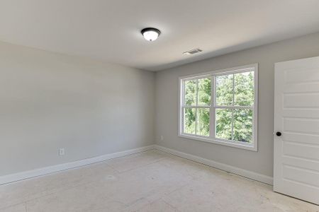 New construction Single-Family house 6026 Lights Ferry Road, Flowery Branch, GA 30542 - photo 16 16