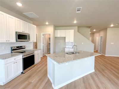 New construction Single-Family house 816 Brookside Drive, Springtown, TX 76082 - photo 2 2