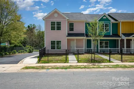 New construction Townhouse house 2017 Catherine Simmons Avenue, Charlotte, NC 28216 - photo 0 0