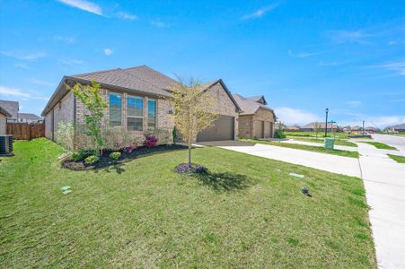 New construction Single-Family house 617 Torey Pines Drive, Red Oak, TX 75154 - photo 2 2