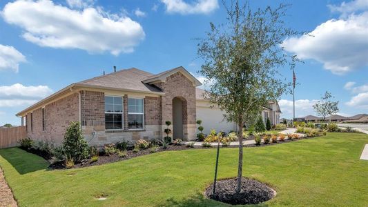 New construction Single-Family house 13720 Dismuke Dr, Manor, TX 78653 The Lakeway- photo 1 1