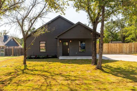 New construction Single-Family house 313 Hickorywood Street, Azle, TX 76020 - photo 0