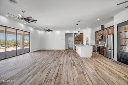 New construction Single-Family house 47616 N 23Rd Drive, New River, AZ 85087 - photo 15 15
