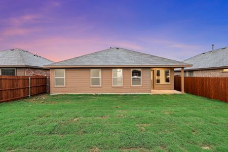 New construction Single-Family house 10140 Poinsett Way, Fort Worth, TX 76108 - photo 33 33