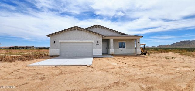 New construction Single-Family house 20435 W Mountain Sage Drive, Buckeye, AZ 85326 - photo 3 3