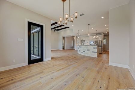New construction Single-Family house 40 Greco Bend, Boerne, TX 78006 - photo 8 8