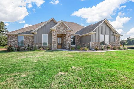 New construction Single-Family house 1049 Silver Sage Trail, Weatherford, TX 76085 Plan Unknown- photo 0