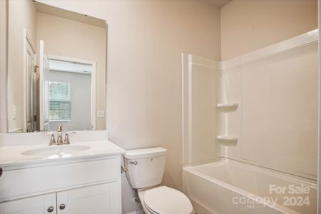 Full Bath connected to Lower level bedroom