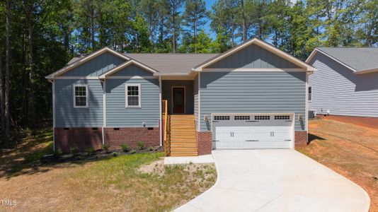 New construction Single-Family house 162 Shawnee Drive, Louisburg, NC 27549 - photo 0 0