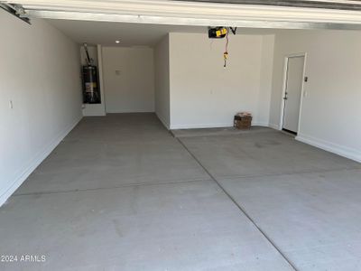 New construction Single-Family house 40035 W Hillman Drive, Maricopa, AZ 85138 - photo 6 6