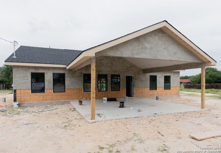 New construction Single-Family house 22815 Copper Canyon Dr, Elmendorf, TX 78112 - photo 1 1