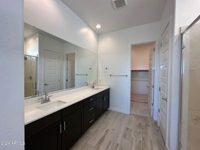 New construction Single-Family house 32589 N Aris Drive, San Tan Valley, AZ 85143 Oracle Plan 5080- photo 6 6
