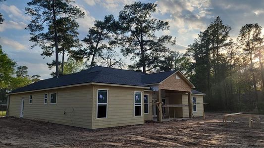 New construction Single-Family house 7506 Nickaburr Creek Dr, Montgomery, TX 77354 - photo 1 1