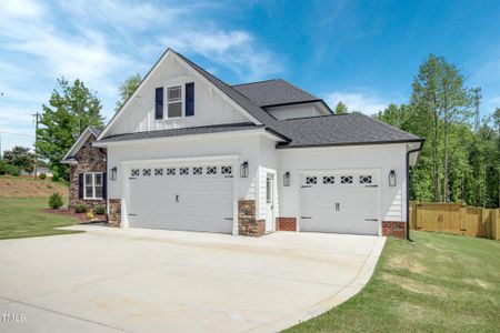 New construction Single-Family house 21 Walnut Hall Court, Selma, NC 27576 - photo 1 1