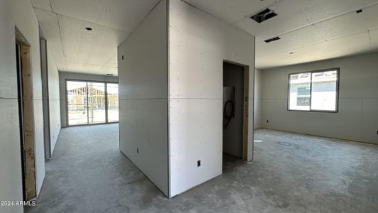 New construction Single-Family house 4131 E Bradford Avenue, San Tan Valley, AZ 85143 - photo 11 11