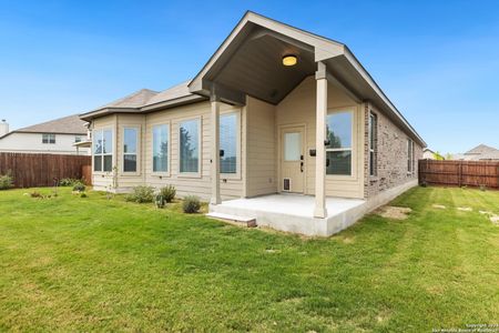 New construction Single-Family house 124 Stag Way, Cibolo, TX 78108 - photo 52 52