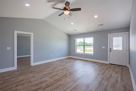 New construction Single-Family house 419 Brazier Road, Ennis, TX 75119 - photo 5 5