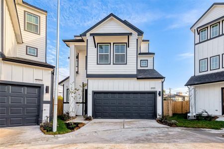 New construction Single-Family house 8924 Covenant Place, Houston, TX 77080 - photo 0