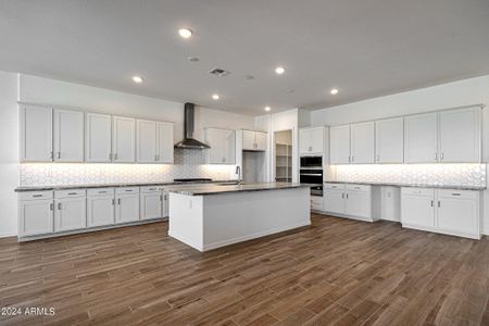 New construction Single-Family house 22668 E Watford Drive, Queen Creek, AZ 85142 Mint- photo 2 2