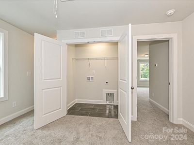 New construction Single-Family house 503 Kingsway Circle, Charlotte, NC 28214 - photo 14 14