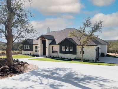 New construction Single-Family house 518 Paradise Hills, New Braunfels, TX 78132 - photo 0