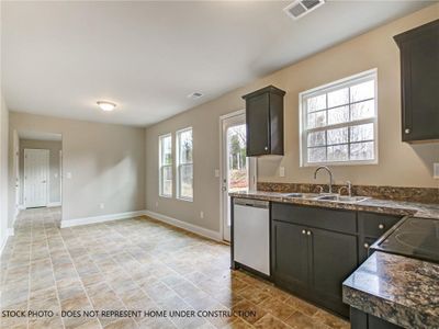 New construction Single-Family house 101 Liberty Circle, Griffin, GA 30224 - photo 8 8