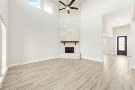 New construction Single-Family house 285 Sparkling Springs Drive, Waxahachie, TX 75165 Spring Cress II- photo 11 11