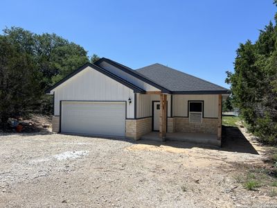 New construction Single-Family house 1234 Clearcreek Dr, Canyon Lake, TX 78133 - photo 0 0