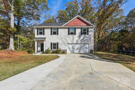 New construction Single-Family house 7608 Denbur Drive, Charlotte, NC 28215 - photo 0