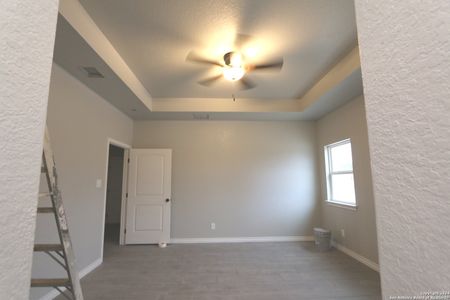 New construction Single-Family house 105 Hondo Drive, La Vernia, TX 78121 - photo 25 25