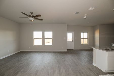 New construction Single-Family house 8420 Aloe Vera Trace, San Antonio, TX 78222 Donley- photo 13 13