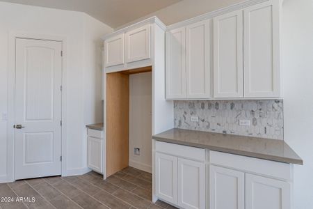 New construction Single-Family house 239 S 165Th Avenue, Goodyear, AZ 85338 Amethyst- photo 8 8