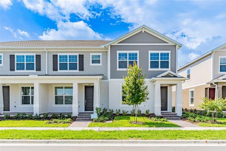 New construction Townhouse house 15154 Blue Peacock Lane, Winter Garden, FL 34787 - photo 0