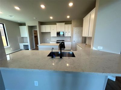 New construction Single-Family house 31603 Madrone Berry Court, Spring, TX 77386 - photo 8 8