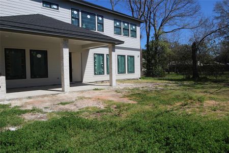 New construction Single-Family house 1619 Richelieu Lane, Houston, TX 77018 - photo 18 18