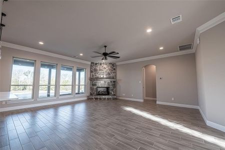 New construction Single-Family house 532 Aermotor Loop, Weatherford, TX 76085 - photo 8 8