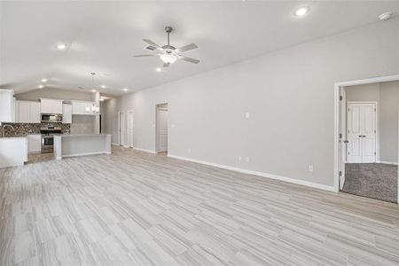 New construction Single-Family house 308 Windstar Rd, Liberty Hill, TX 78642 - photo 22 22