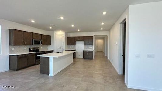New construction Single-Family house 25146 W Bowker Street, Buckeye, AZ 85326 - photo 10 10