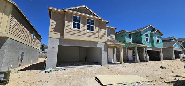 New construction Single-Family house 1907 Niagra Drive, Davenport, FL 33837 - photo 0