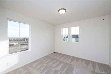 New construction Single-Family house 795 Currant Place, Johnstown, CO 80534 - photo 16 16