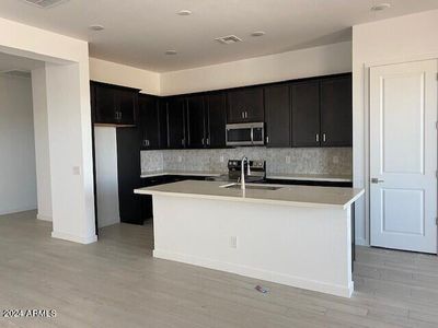 New construction Single-Family house 31528 N Hayweather Lane, San Tan Valley, AZ 85143 - photo 4 4