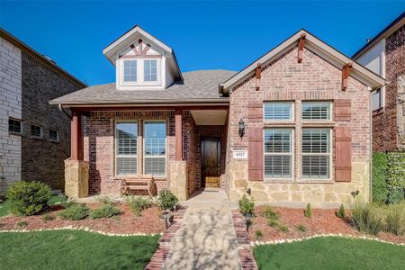 New construction Single-Family house 4317 Fall Blossom Drive, Arlington, TX 76005 - photo 1 1