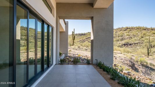 New construction Single-Family house 3625 W Mulholland Drive, Phoenix, AZ 85083 - photo 8 8