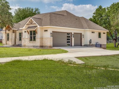 New construction Single-Family house 192 Crescent Ridge, Adkins, TX 78101 - photo 1 1