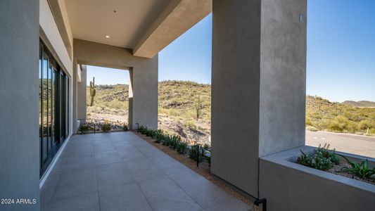 New construction Single-Family house 3625 W Mulholland Drive, Phoenix, AZ 85083 - photo 7 7