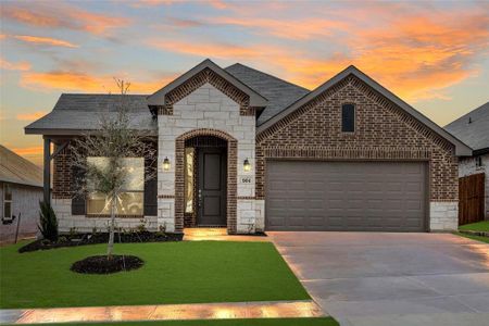 New construction Single-Family house 904 Versailles Court, Cleburne, TX 76033 Concept 2065- photo 0 0