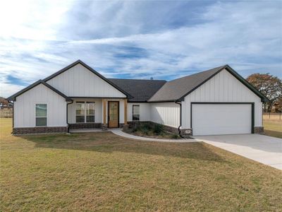 New construction Single-Family house 171 Cool Meadows Court, Millsap, TX 76066 - photo 0