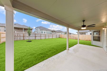 New construction Single-Family house 1148 Water Valley, Seguin, TX 78155 Kingsley - C- photo 18 18