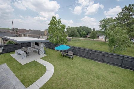 New construction Single-Family house 419 Pinedale Avenue, Rosharon, TX 77583 - photo 18 18